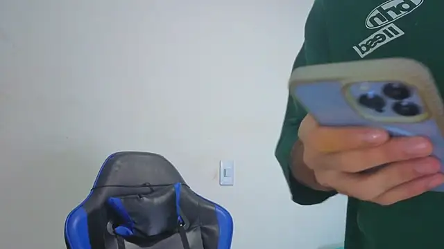 Demitryo online show from October 15, 3:39 am