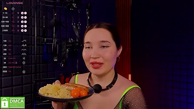 domDani subMay online show from December 8, 4:18 pm