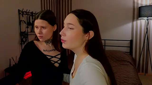 domDani subMay online show from March 13, 9:32 am