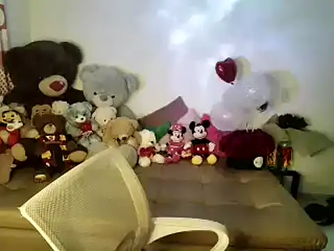 Snapshot of mandy_berrys chatting on February 16, 2:09 am mandy berrys online show from February 16, 2:09 am