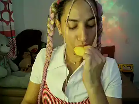 Snapshot of mandy_berrys chatting on February 27, 7:55 am mandy berrys online show from February 27, 7:55 am