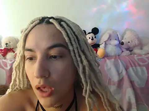 Snapshot of mandy_berrys chatting on October 4, 8:51 pm mandy berrys online show from October 4, 8:51 pm