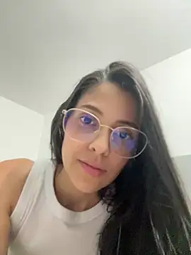 Snapshot of Antonellaa_Gomez chatting on January 21, 10:08 pm Antonellaa Gomez online show from January 21, 10:08 pm