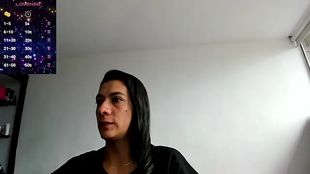 Snapshot of sara_maisa chatting on December 14, 2:21 pm sara maisa online show from December 14, 2:21 pm