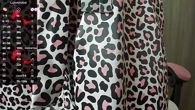 Snapshot of sara_maisa chatting on March 19, 1:10 am sara maisa online show from March 19, 1:10 am