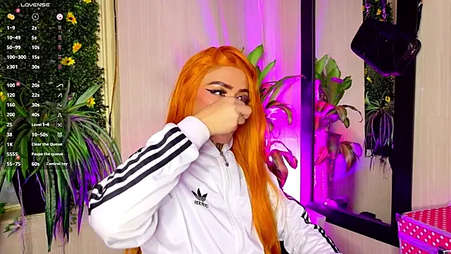 Micaela Rangel online show from October 7, 5:04 am