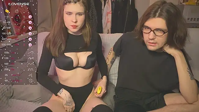 passiondesire  online show from March 11, 7:25 pm