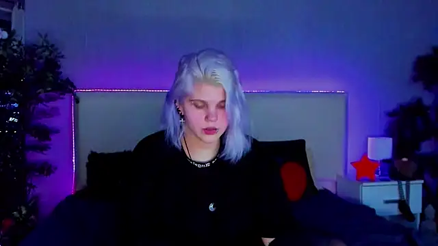 JoannLowe online show from January 5, 9:14 pm