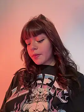 Ashley Chriss online show from December 29, 4:16 am