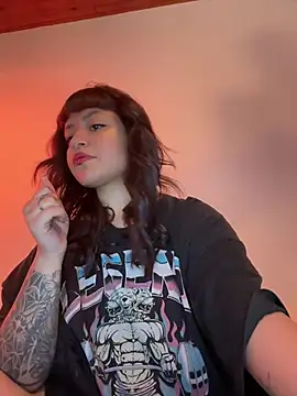 Ashley Chriss online show from January 5, 4:58 am