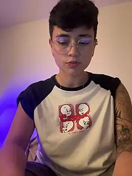 Ashley Chriss online show from February 20, 12:19 am