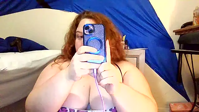 Snapshot of _GodessIsabella_97 chatting on December 13, 11:55 am GodessIsabella 97 online show from December 13, 11:55 am