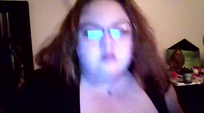 Snapshot of _GodessIsabella_97 chatting on February 16, 4:31 am GodessIsabella 97 online show from February 16, 4:31 am