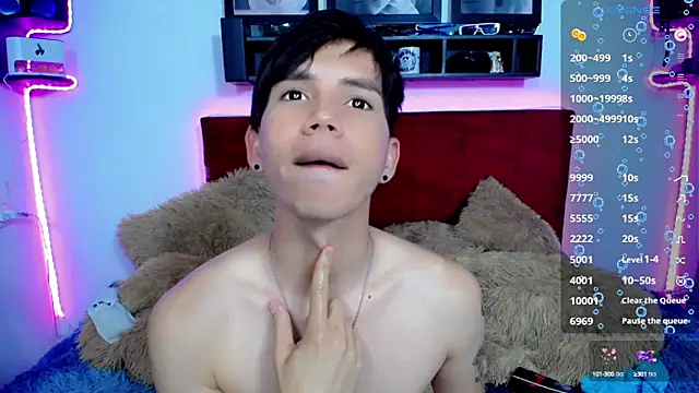 Snapshot of Tayson_Rivers chatting on January 11, 1:27 am Tayson Rivers online show from January 11, 1:27 am