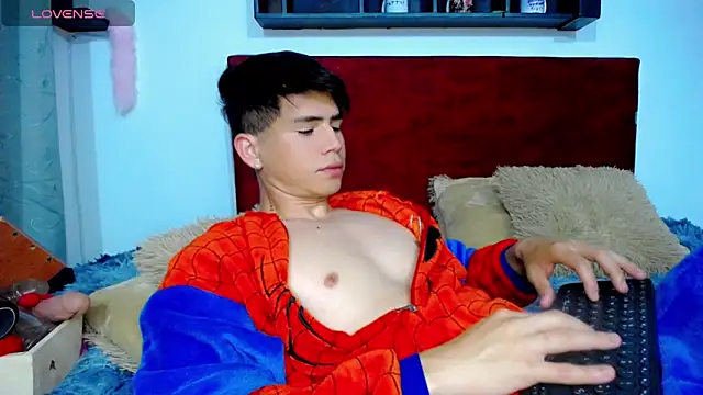 Snapshot of Tayson_Rivers chatting on February 7, 7:17 pm Tayson Rivers online show from February 7, 7:17 pm