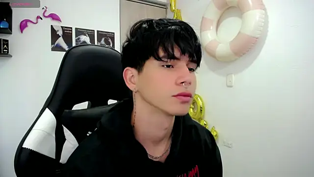 Snapshot of Tayson_Rivers chatting on September 13, 7:02 pm Tayson Rivers online show from September 13, 7:02 pm