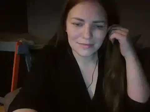 Snapshot of AnnaDiamond1 chatting on December 13, 10:13 pm AnnaDiamond1 online show from December 13, 10:13 pm