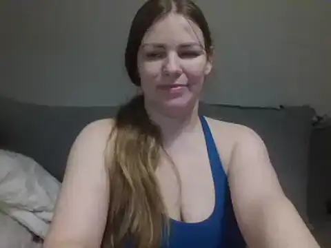 Snapshot of AnnaDiamond1 chatting on December 27, 11:17 am AnnaDiamond1 online show from December 27, 11:17 am