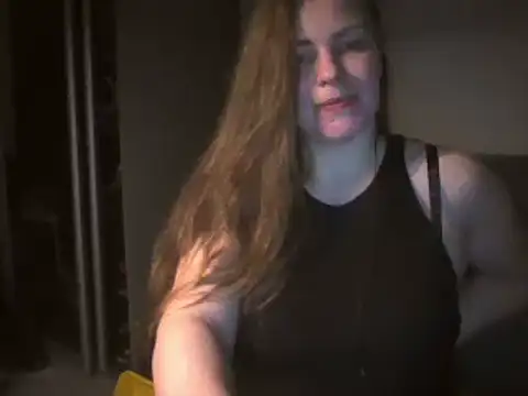 Snapshot of AnnaDiamond1 chatting on March 4, 10:27 pm AnnaDiamond1 online show from March 4, 10:27 pm