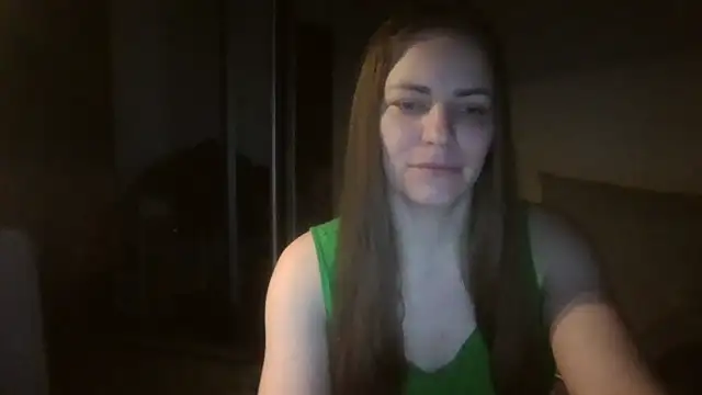 Snapshot of AnnaDiamond1 chatting on November 18, 1:44 am AnnaDiamond1 online show from November 18, 1:44 am