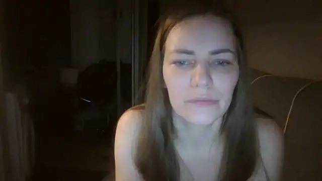 Snapshot of AnnaDiamond1 chatting on December 2, 11:11 pm AnnaDiamond1 online show from December 2, 11:11 pm