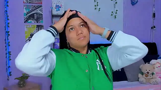 sara mendez2 online show from February 6, 11:37 pm