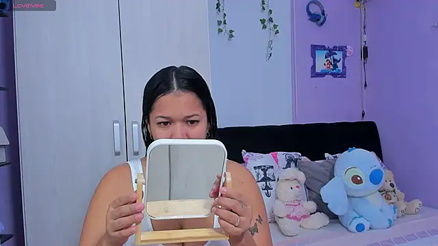 sara mendez2 online show from September 19, 12:02 am