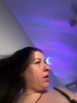 Evelinia online show from October 21, 1:34 pm