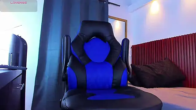 Snapshot of max_borman1 chatting on October 8, 3:09 pm max borman1 online show from October 8, 3:09 pm