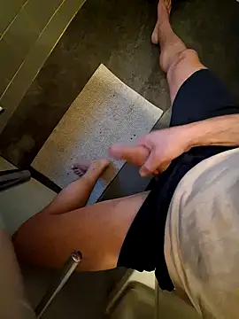 fabs89 online show from November 16, 6:52 am