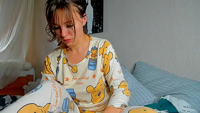 Snapshot of foxy_blond chatting on September 23, 12:13 am foxy blond online show from September 23, 12:13 am