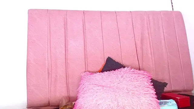 margiesfunnyhot303av online show from March 23, 6:05 am