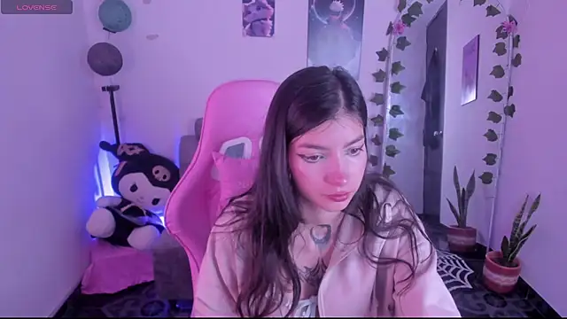 cami mila9 online show from October 13, 10:10 pm