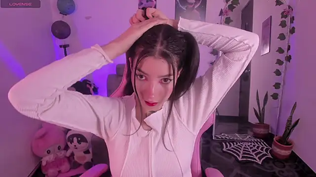 cami mila9 online show from October 16, 9:49 pm