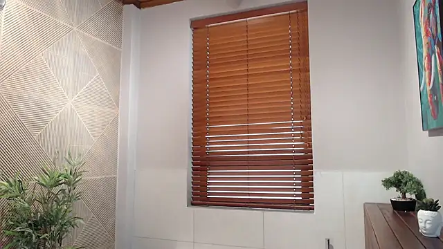 Ian Daviz online show from March 17, 10:28 pm