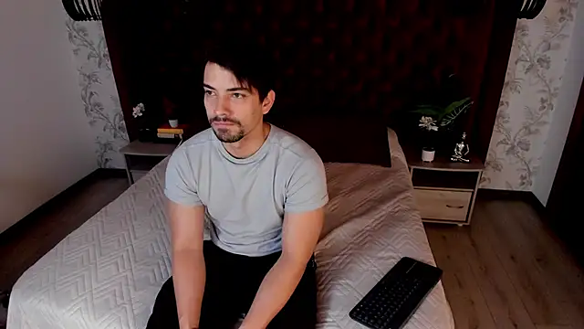 Ian Daviz online show from October 8, 11:52 am