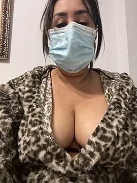 Snapshot of Jawahir-pretty-women chatting on November 10, 2:49 pm Jawahir-pretty-women online show from November 10, 2:49 pm