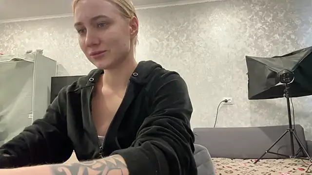 AnneBall online show from January 18, 11:00 am