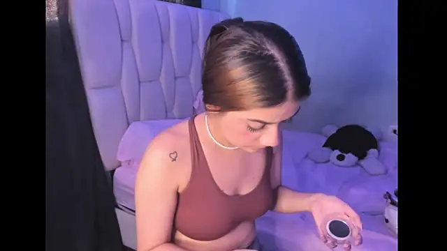 KittyKlum online show from February 13, 6:48 pm