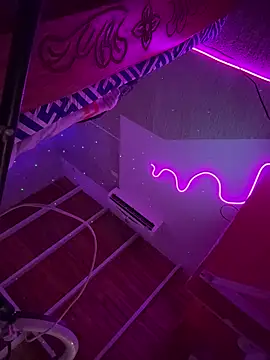 Mauuu18 online show from November 27, 1:40 am