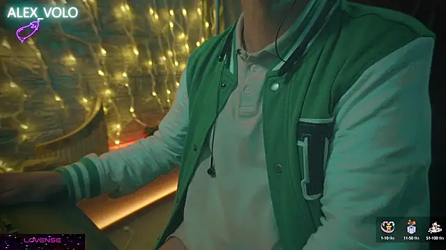 Snapshot of alex-volo chatting on January 6, 4:04 am alex-volo online show from January 6, 4:04 am