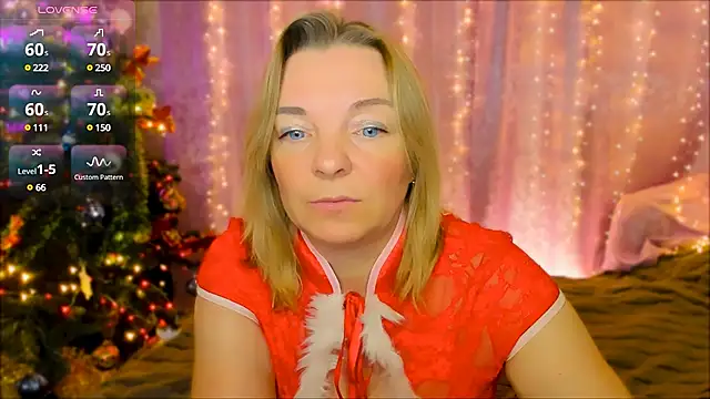 Regina  blue online show from December 25, 8:17 pm