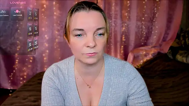 Regina  blue online show from January 12, 6:05 pm