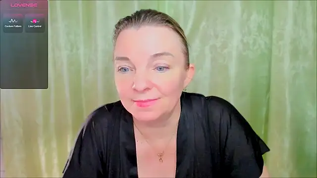 Regina  blue online show from March 3, 9:26 pm