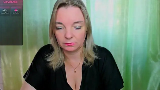 Regina  blue online show from March 22, 2:47 pm