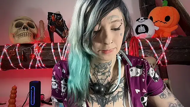 Snapshot of coyemoo chatting on November 3, 11:00 am coyemoo online show from November 3, 11:00 am