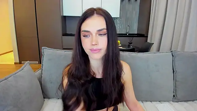 sexyangeloux online show from December 18, 6:14 pm