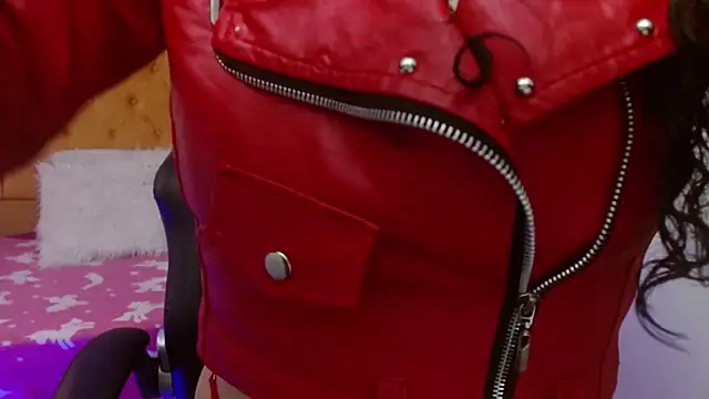 AlexandraJones  online show from February 16, 3:58 am