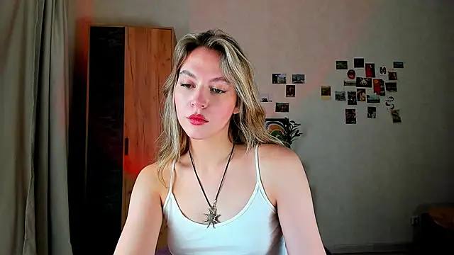 Niky  Jess online show from December 17, 8:34 am