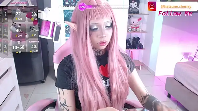 EmilygarciaXXX online show from December 27, 2:36 am